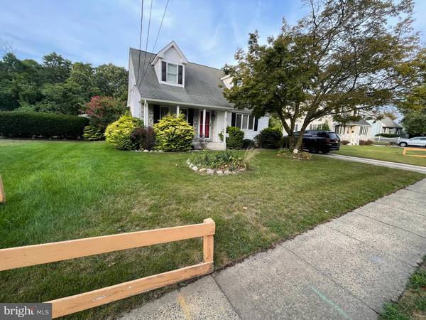 84 COUNTRY CLUB RD, Pine Hill, NJ 08021