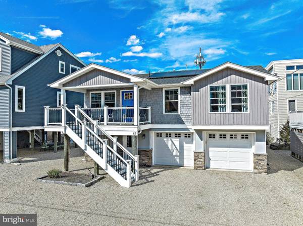 15 W RHODE ISLAND AVE, Long Beach Township, NJ 08008