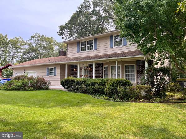 1433 LLOYD TER, Millville, NJ 08332