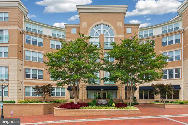 12000 MARKET ST #380, Reston, VA 20190