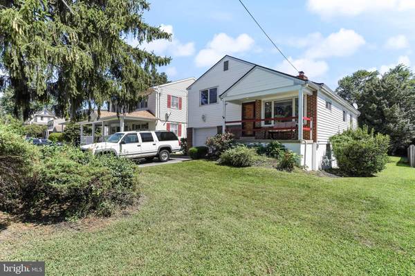 Broomall, PA 19008,83 5TH AVE