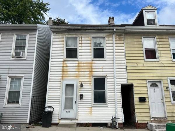 325 E WALNUT ST, York, PA 17403