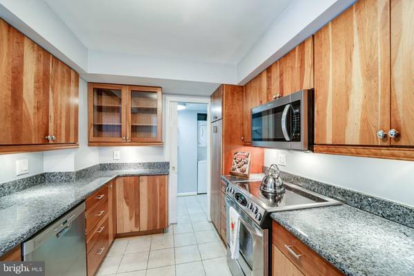 545 E BRADDOCK RD #308, Alexandria, VA 22314