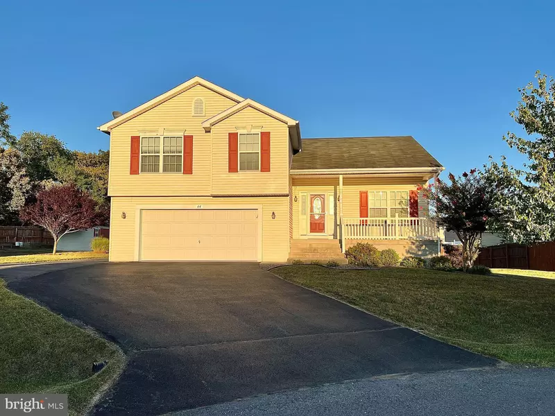 44 GODBY CIR, Martinsburg, WV 25404