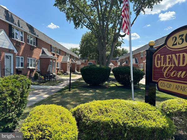 230 E EVESHAM RD #B 11, Glendora, NJ 08029