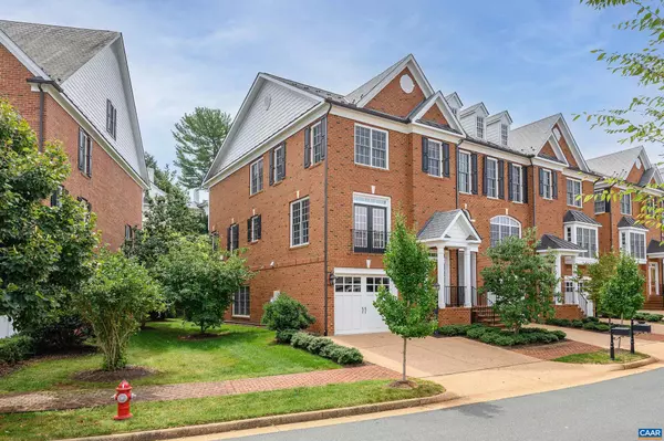 624 EIGHT WOODS LN, Charlottesville, VA 22903