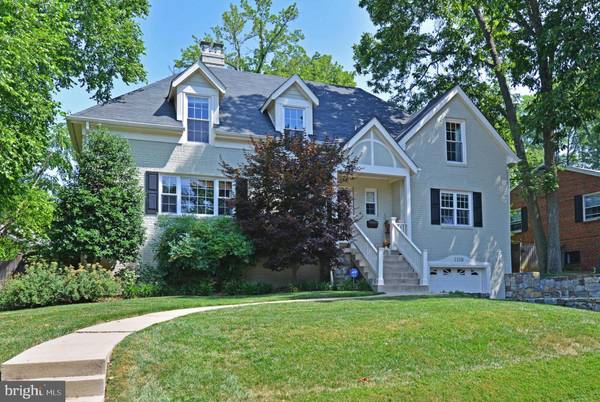 1109 TRINITY DR, Alexandria, VA 22314