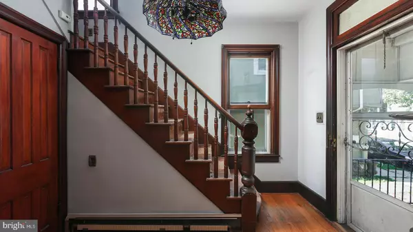 Hopewell, NJ 08525,19 SEMINARY AVE