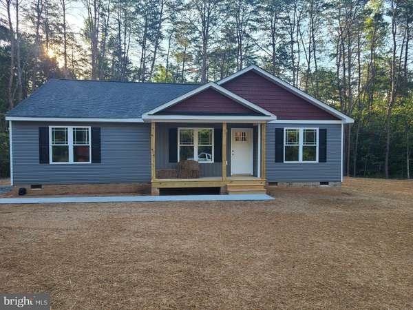 363 HAWKINS FARM RD, Bumpass, VA 23024