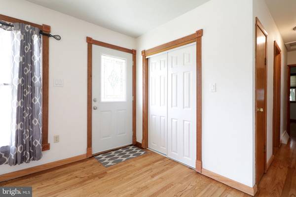 Pleasant Gap, PA 16823,111 MIDDLE ST