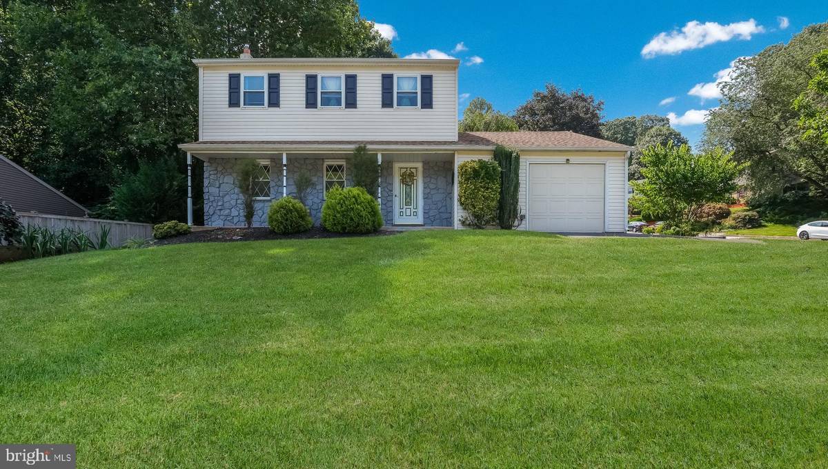 Upper Chichester, PA 19061,37 WINDING WAY