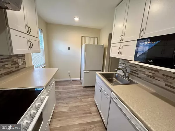 Cranbury, NJ 08512,112 THE ORCHARD #G