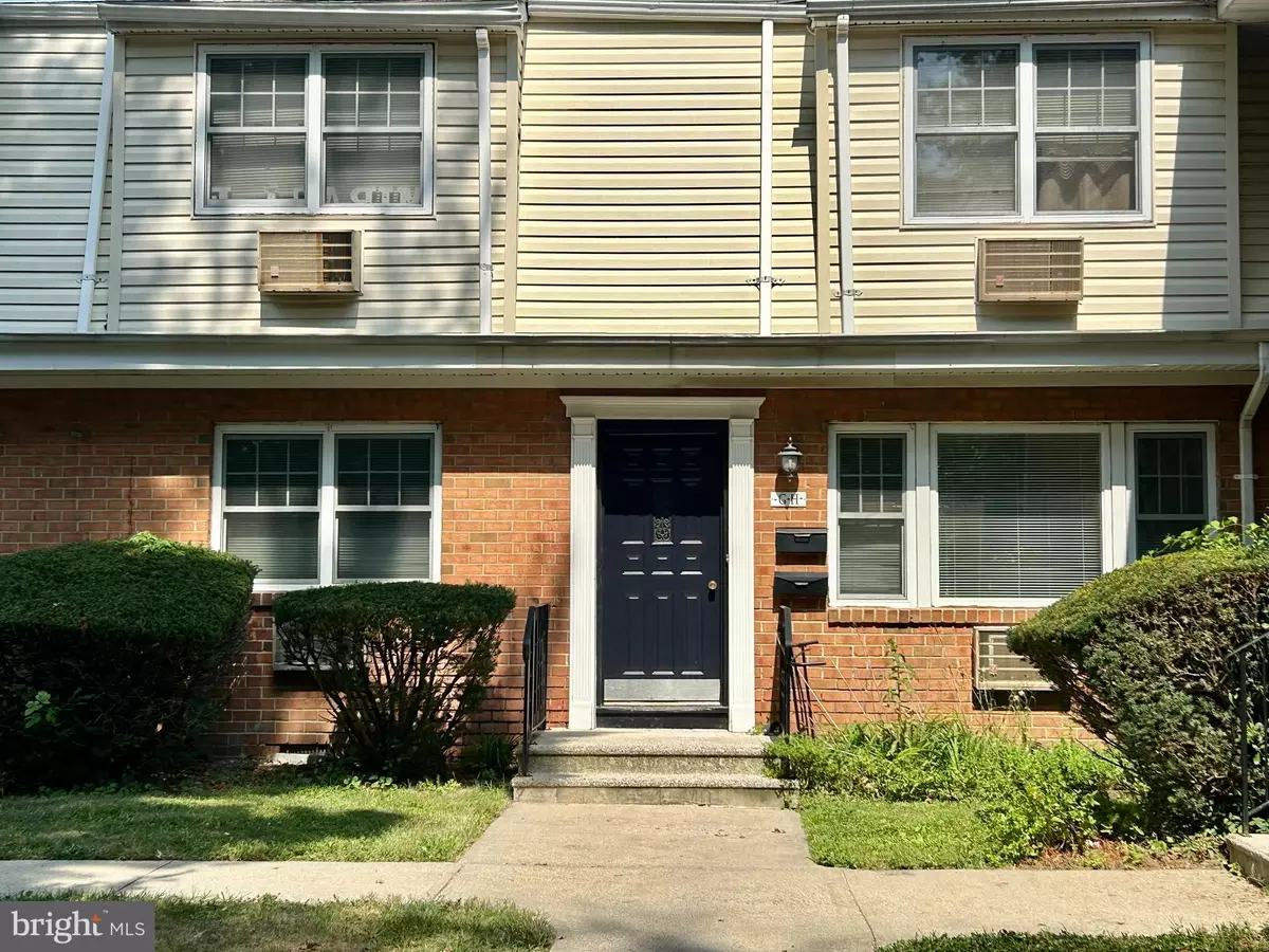 Cranbury, NJ 08512,112 THE ORCHARD #G