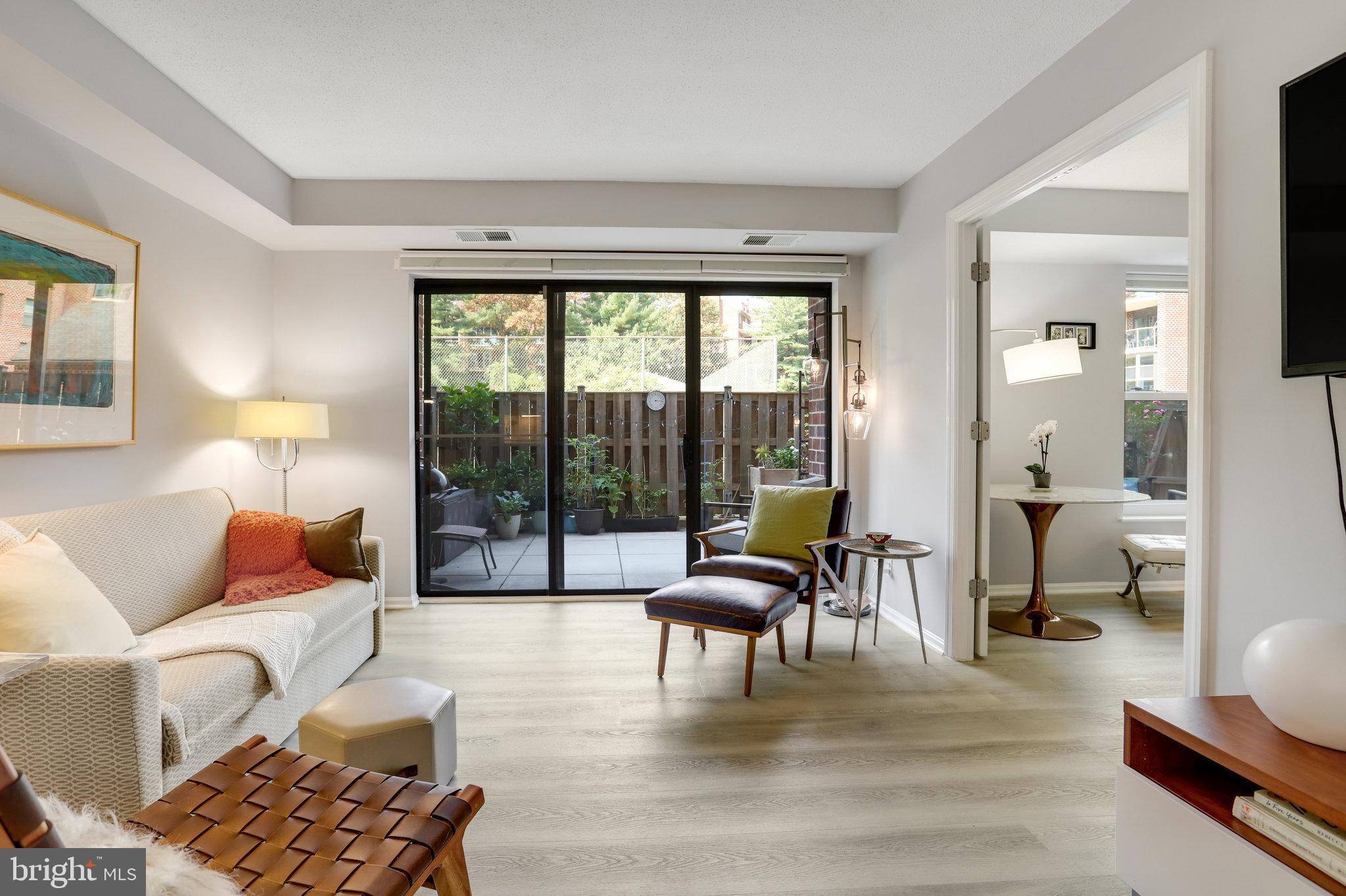 Arlington, VA 22201,2100 LANGSTON BLVD #228