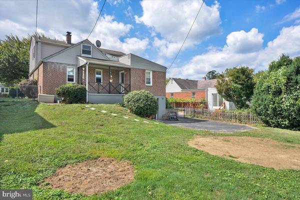 48 E ANN RD, Broomall, PA 19008