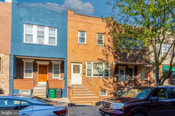 2826 S WARNOCK ST, Philadelphia, PA 19148