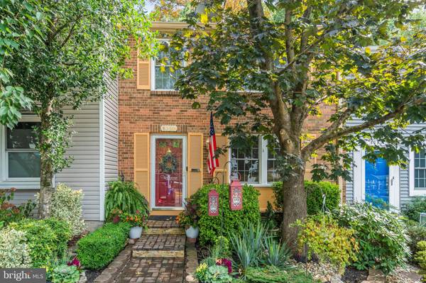 8360 FERN LEAF CT, Springfield, VA 22153