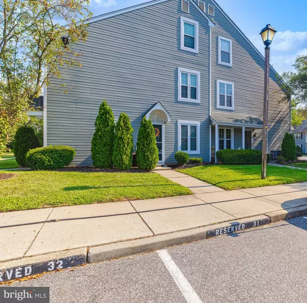 Sewell, NJ 08080,609 YORKSHIRE CT