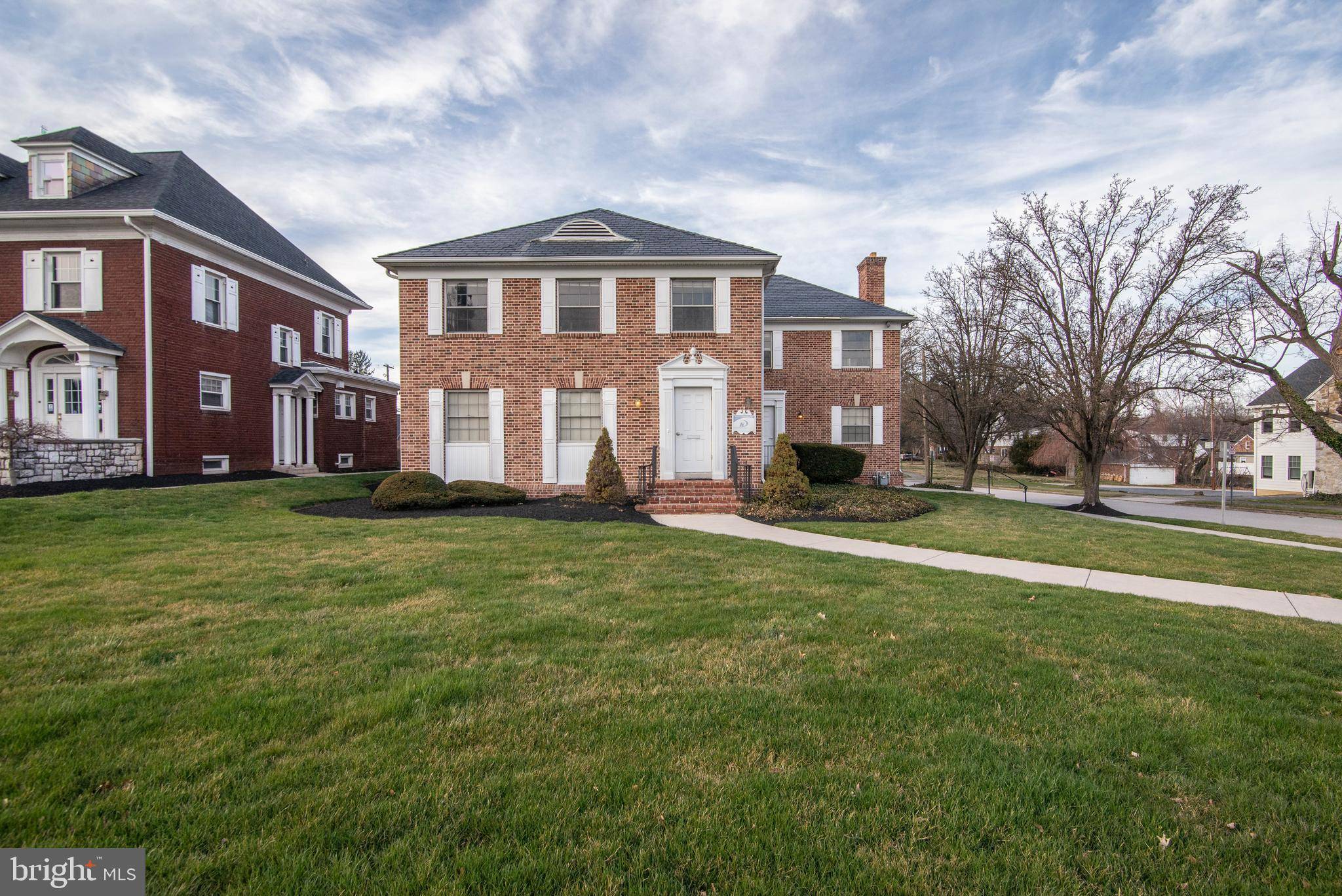 1595 E MARKET ST, York, PA 17403