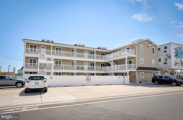 402 25 TH AVE E #202, North Wildwood, NJ 08260