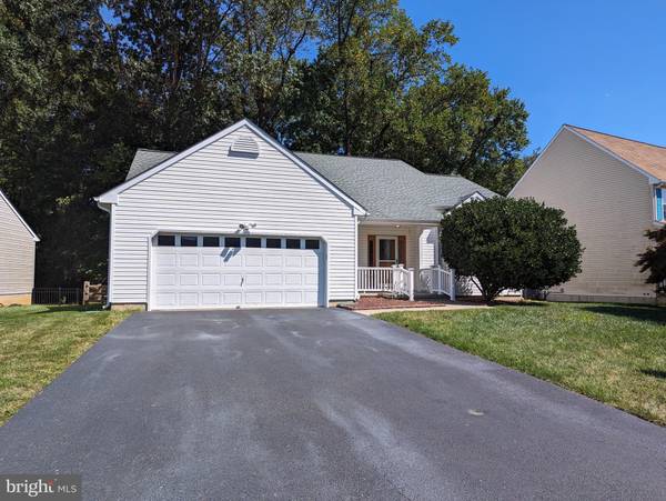 257 E FLAGSTONE DR, Newark, DE 19702