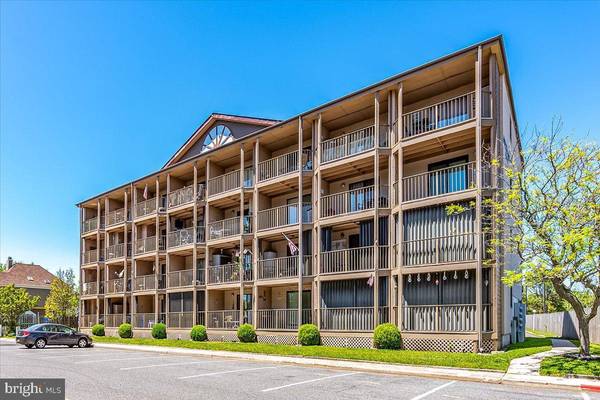 204 33RD ST #104, Ocean City, MD 21842