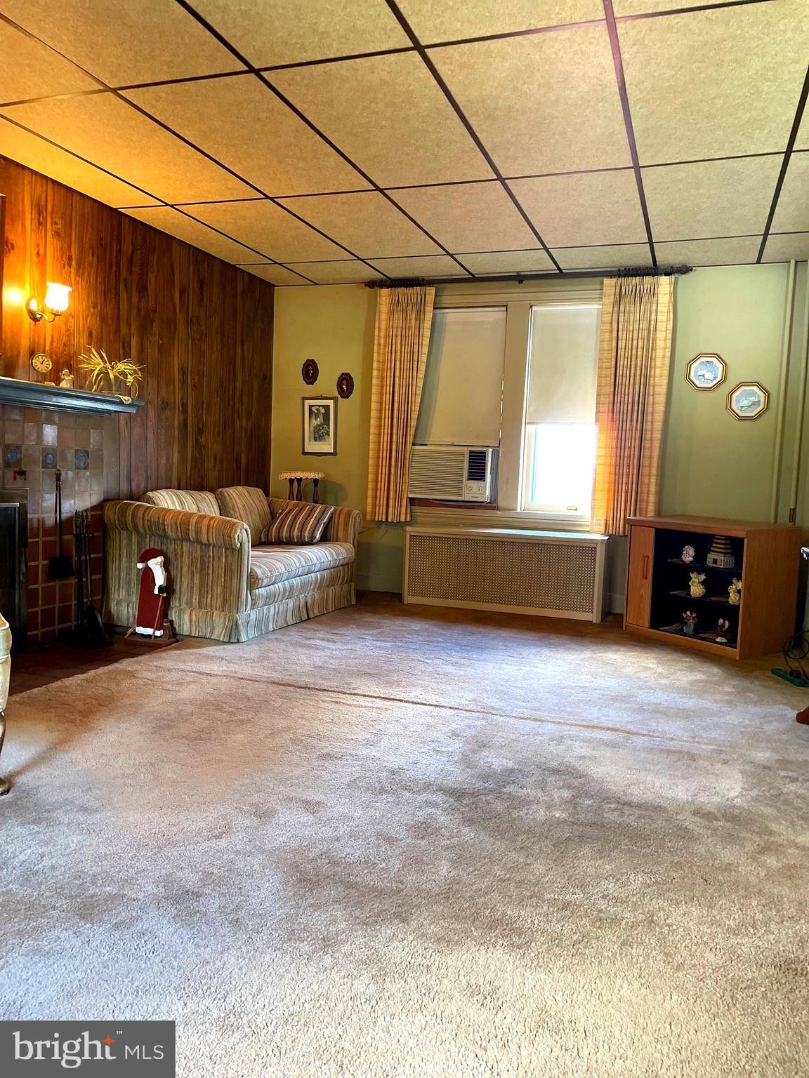 Reading, PA 19606,129 N 25TH ST