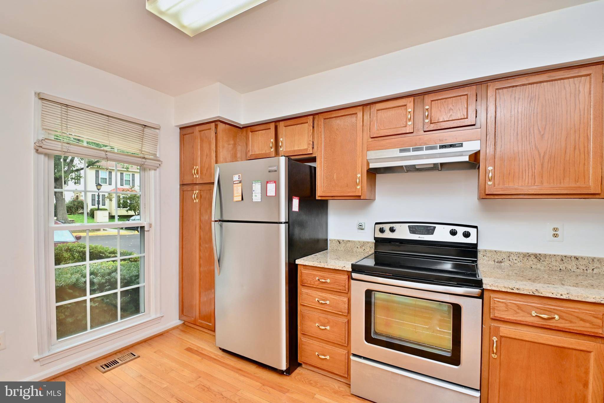 Springfield, VA 22153,7685 NORTHERN OAKS CT