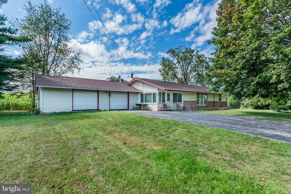 750 BURNT HOUSE RD, Carlisle, PA 17015