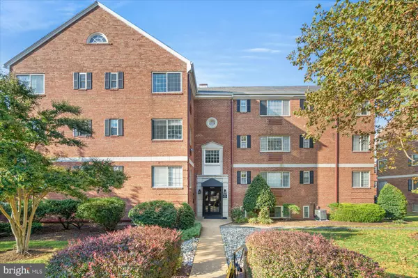 820-A S WASHINGTON ST #327, Alexandria, VA 22314