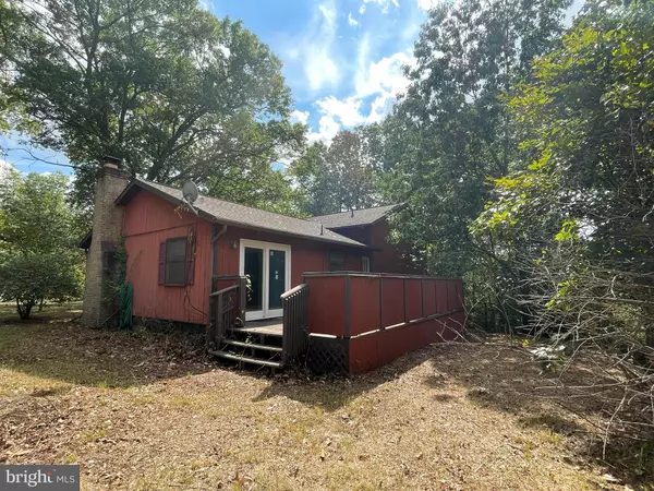 Berkeley Springs, WV 25411,40 LITTLE CREEK TERRACE