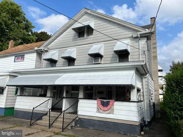 55-57 S CLEVELAND ST, Mcadoo, PA 18237