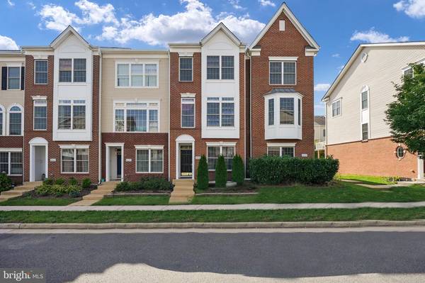 42657 HOMEFRONT TER, Chantilly, VA 20152