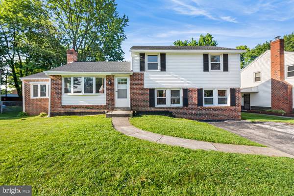 63 WILLERS RD, Aston, PA 19014