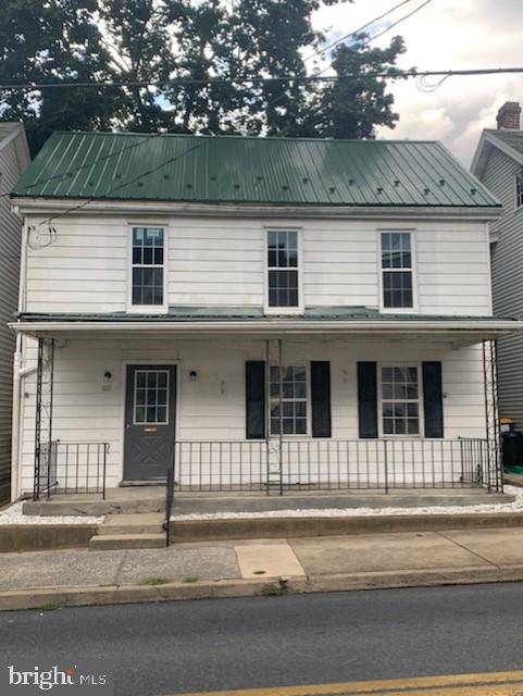 122 CHURCH ST N, Waynesboro, PA 17268