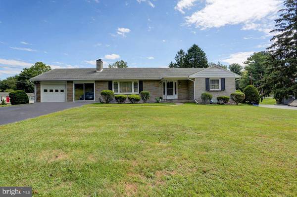 11210 ORCHARD RD, Waynesboro, PA 17268