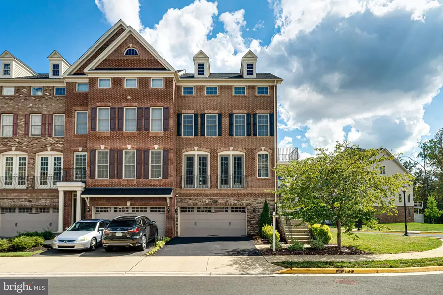 42637 LANCASTER RIDGE TER, Chantilly, VA 20152