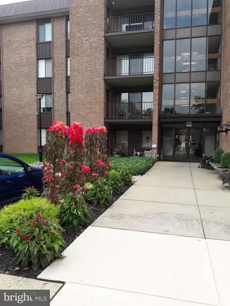 6312 DELAIRE LANDING RD #312, Philadelphia, PA 19114