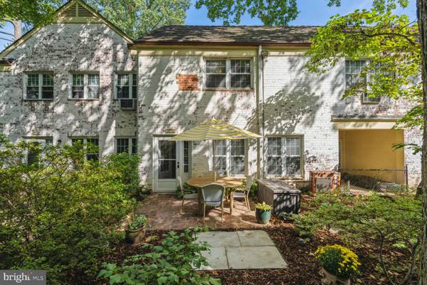 1130 VALLEY DR #607, Alexandria, VA 22302