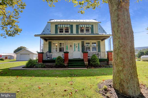 257 N CENTER ST, Lykens, PA 17048