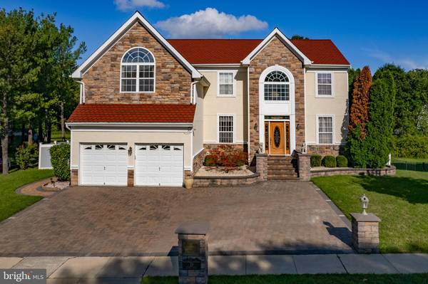 39 DURHAM DR., Columbus, NJ 08022