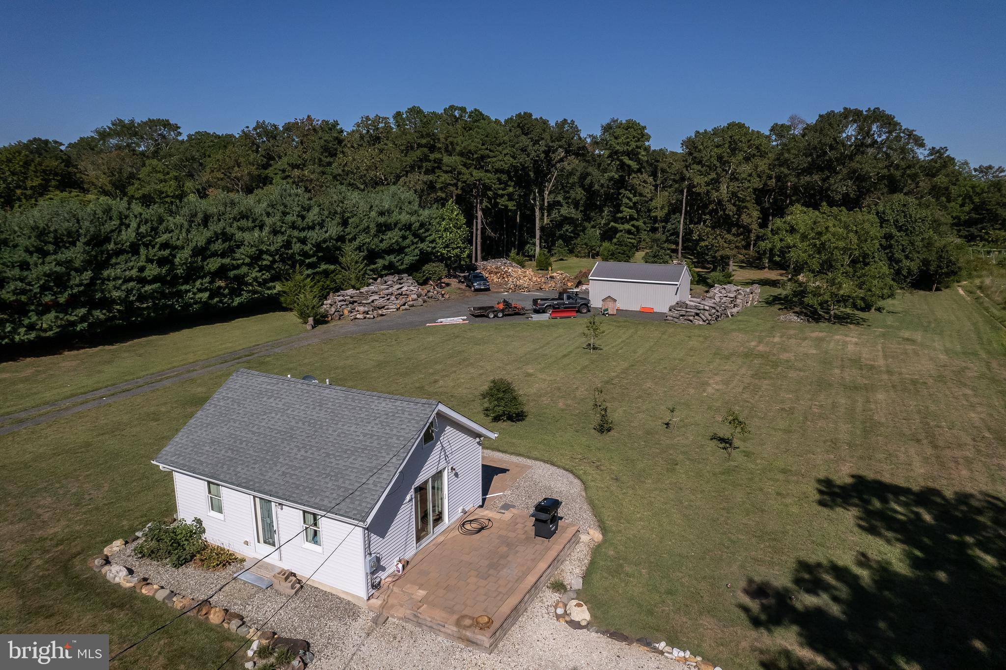 802 MAIN RD, Vineland, NJ 08360