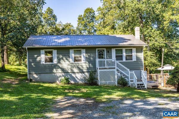 327 VILLAGE RD, Shipman, VA 22971