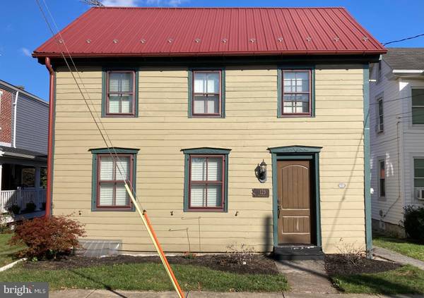 125 NEW HAVEN ST, Mount Joy, PA 17552