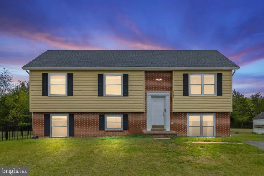 6947 MAPLEWOOD DR, Bealeton, VA 22712