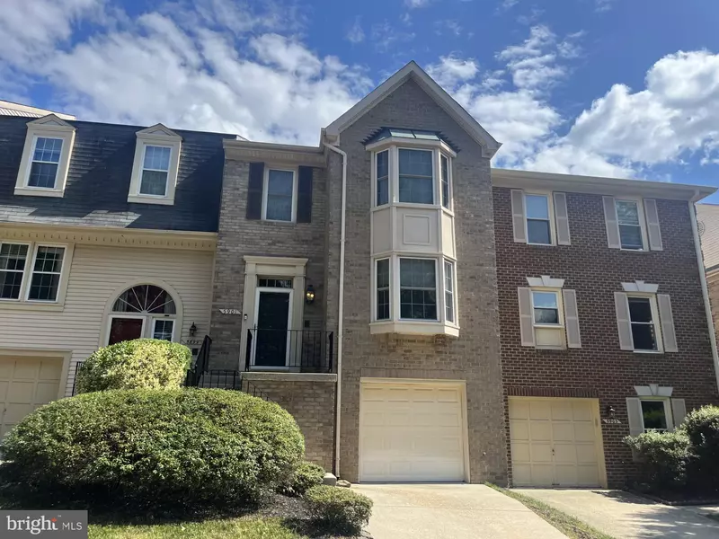 5901 NORHAM DR, Alexandria, VA 22315