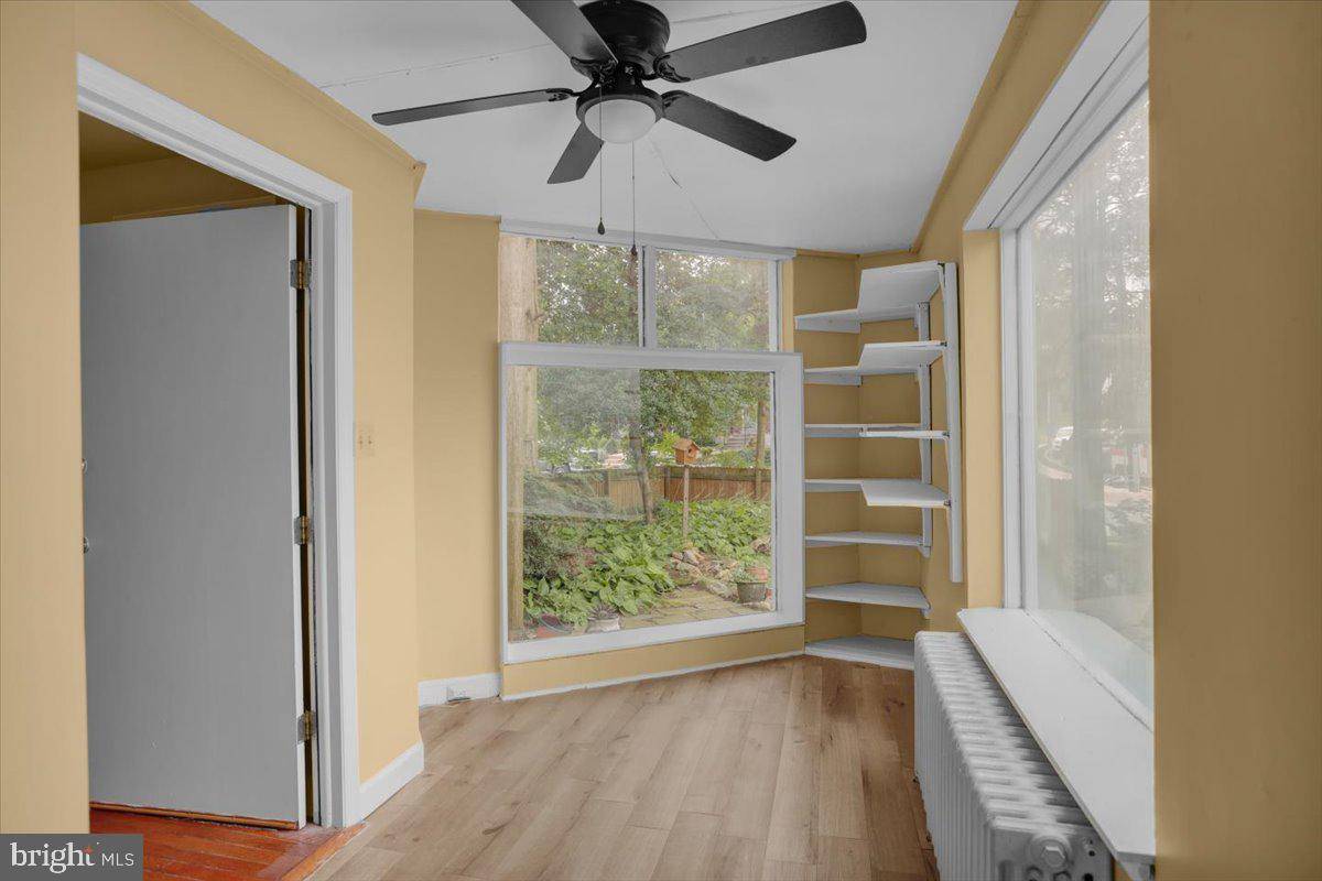 Reading, PA 19606,111 HOLLYWOOD AVE