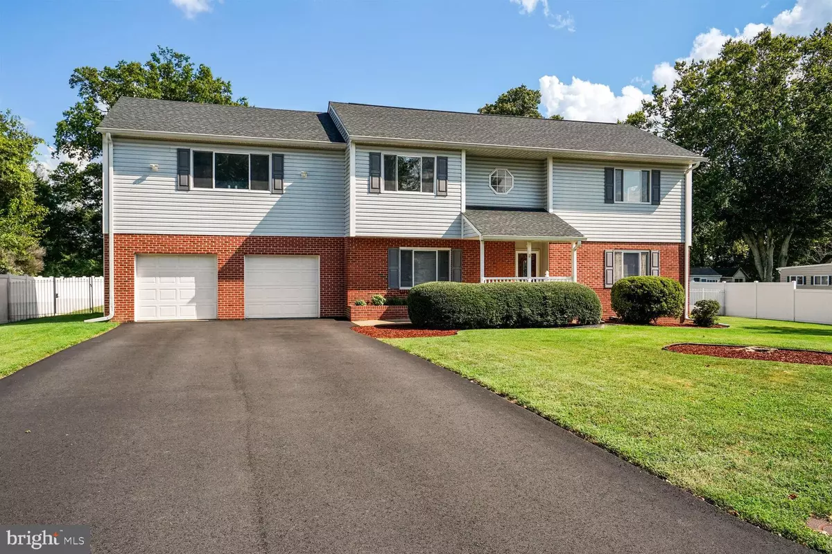 Alexandria, VA 22312,5247 MITCHELL ST