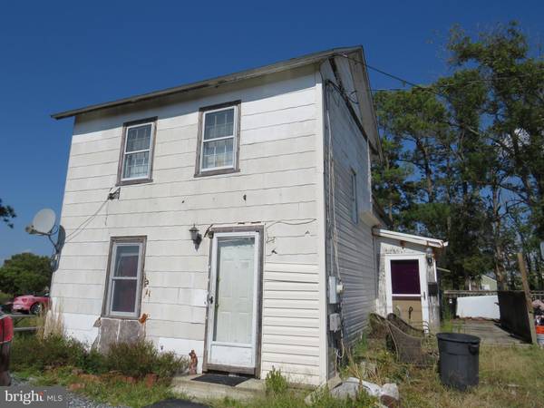 80 MARYLAND AVE, Crisfield, MD 21817