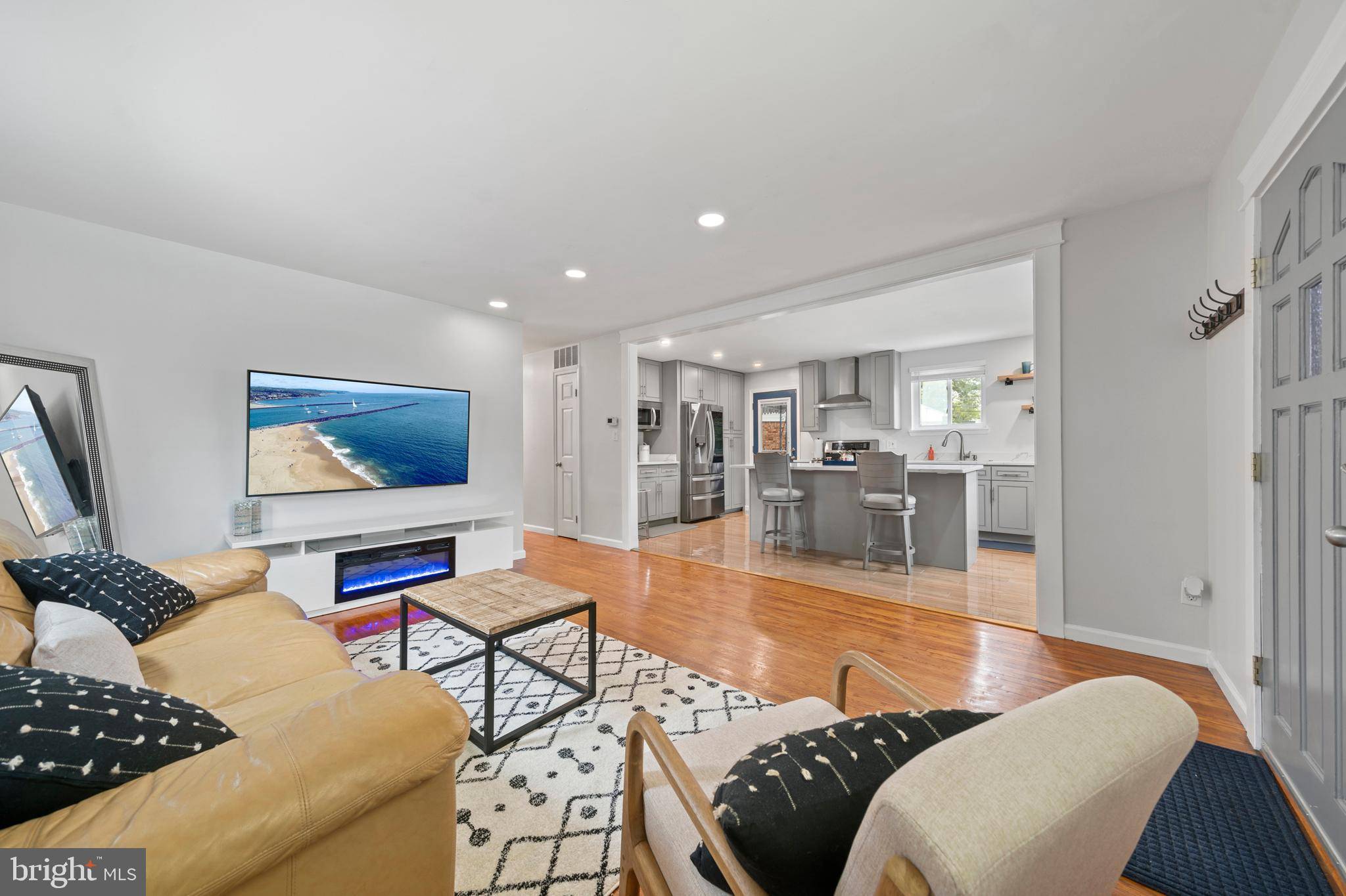 2301 DELANO LN, District Heights, MD 20747